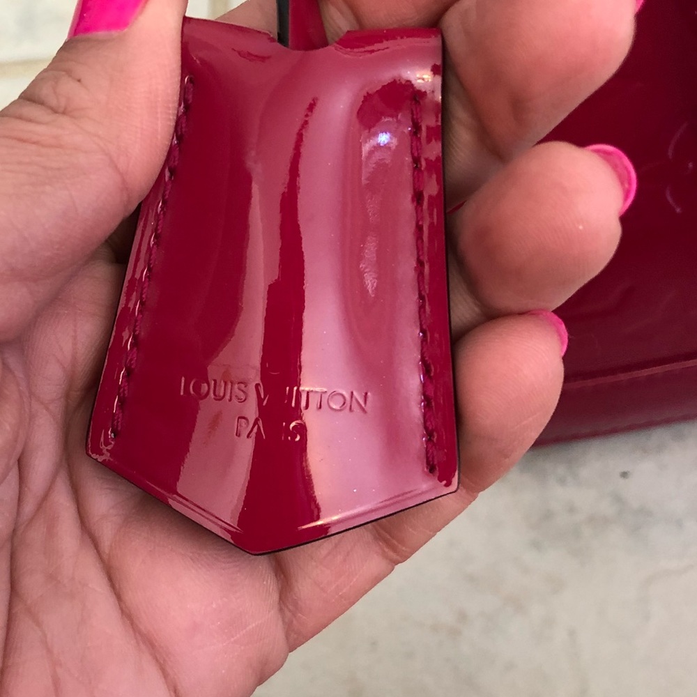Sold Authentic Louis Vuitton, alma B.B. pink - Picture 4 of 5